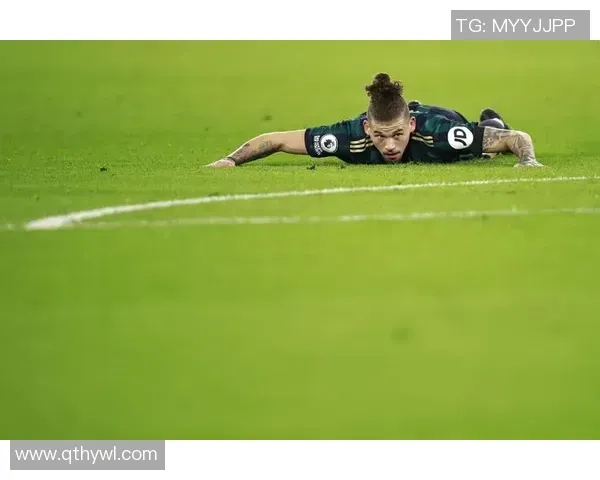 CBA-周琦砍20+11 北京擒上海迎3连胜周琦KO上海推土机 洛夫顿末节被打郁闷了曾凡博14+7+7大帽洛夫顿 李弘权高效20分